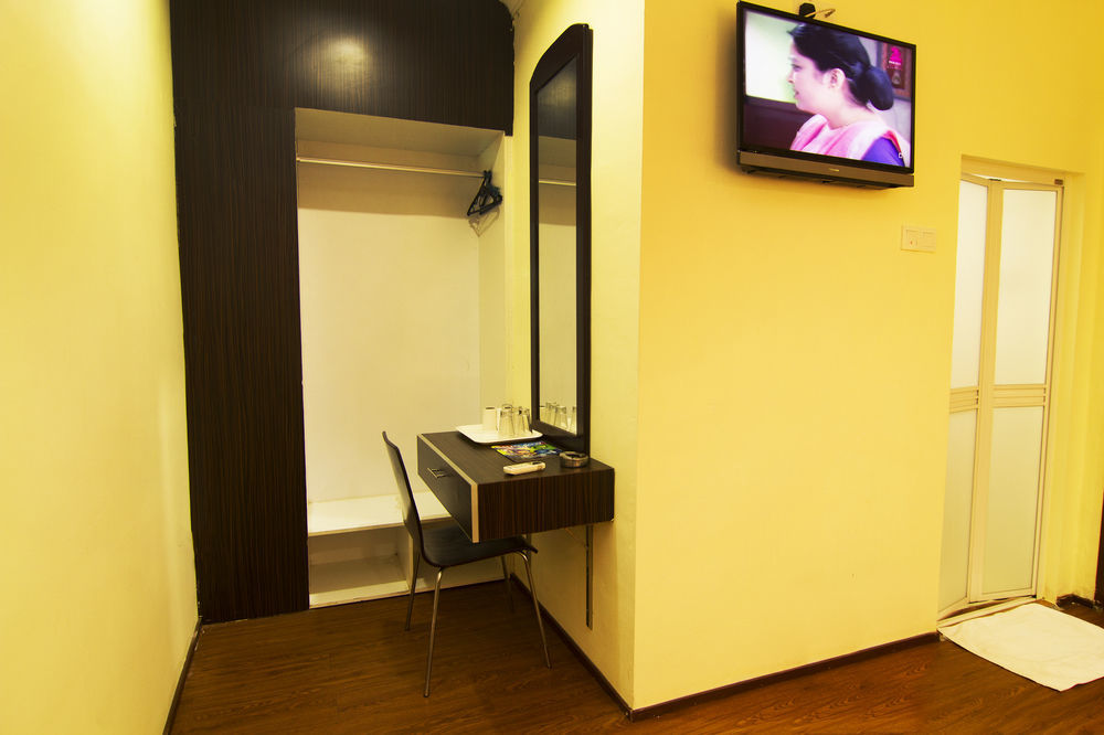 Oyo 327 Buddys Hotel Kuala Lumpur Zewnętrze zdjęcie