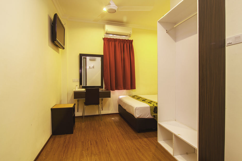 Oyo 327 Buddys Hotel Kuala Lumpur Zewnętrze zdjęcie