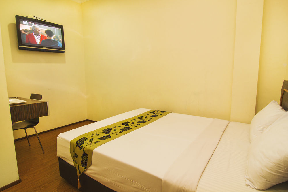 Oyo 327 Buddys Hotel Kuala Lumpur Zewnętrze zdjęcie